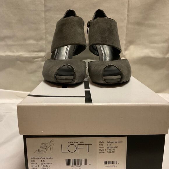 Ann Taylor LOFT, Ladi Open Toe Bootie, Gunmetal Grey, 6.5M - Picture 6 of 7